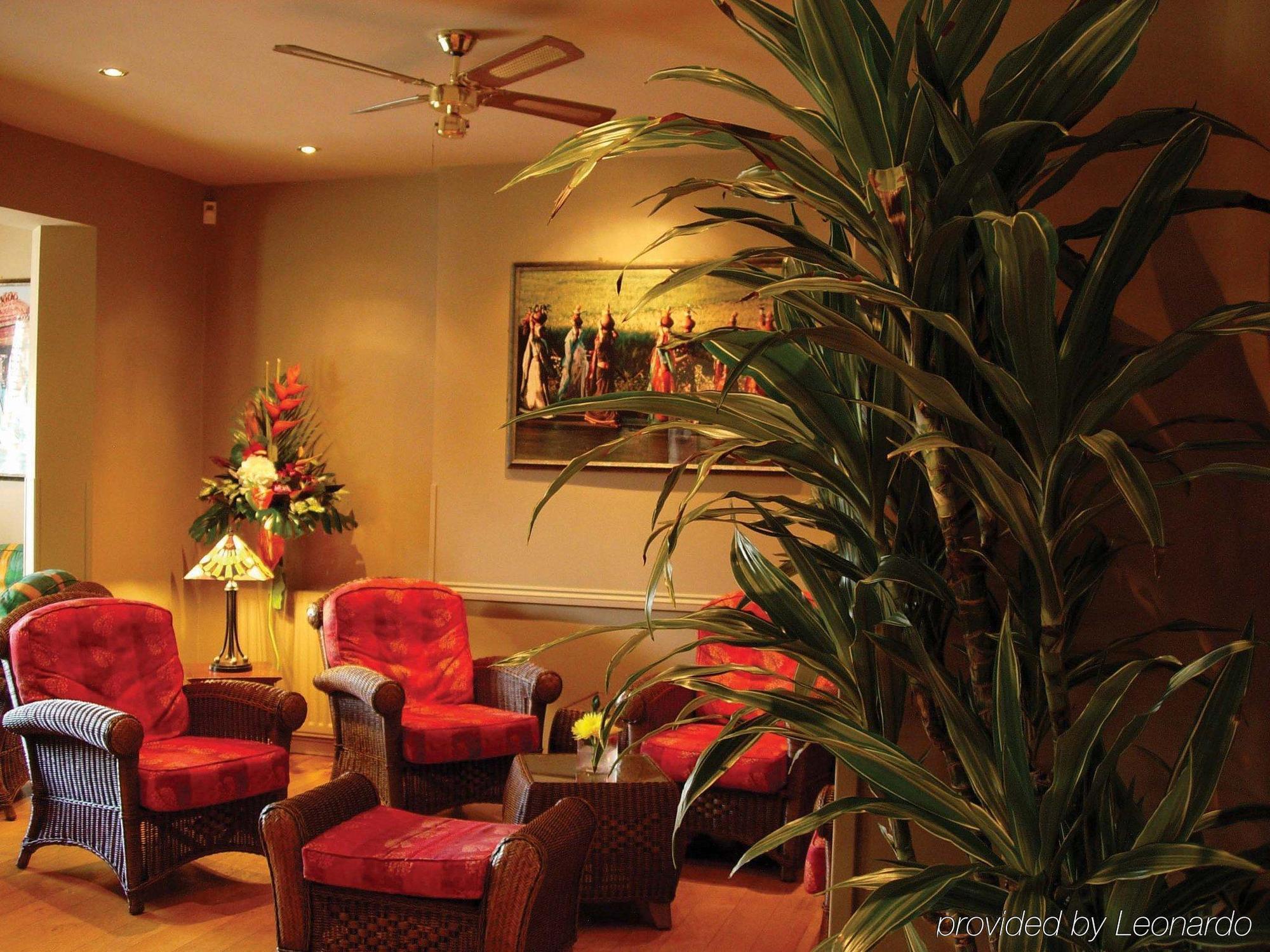 The Peacock Townhouse Hotel Kenilworth - Warwick Beltér fotó
