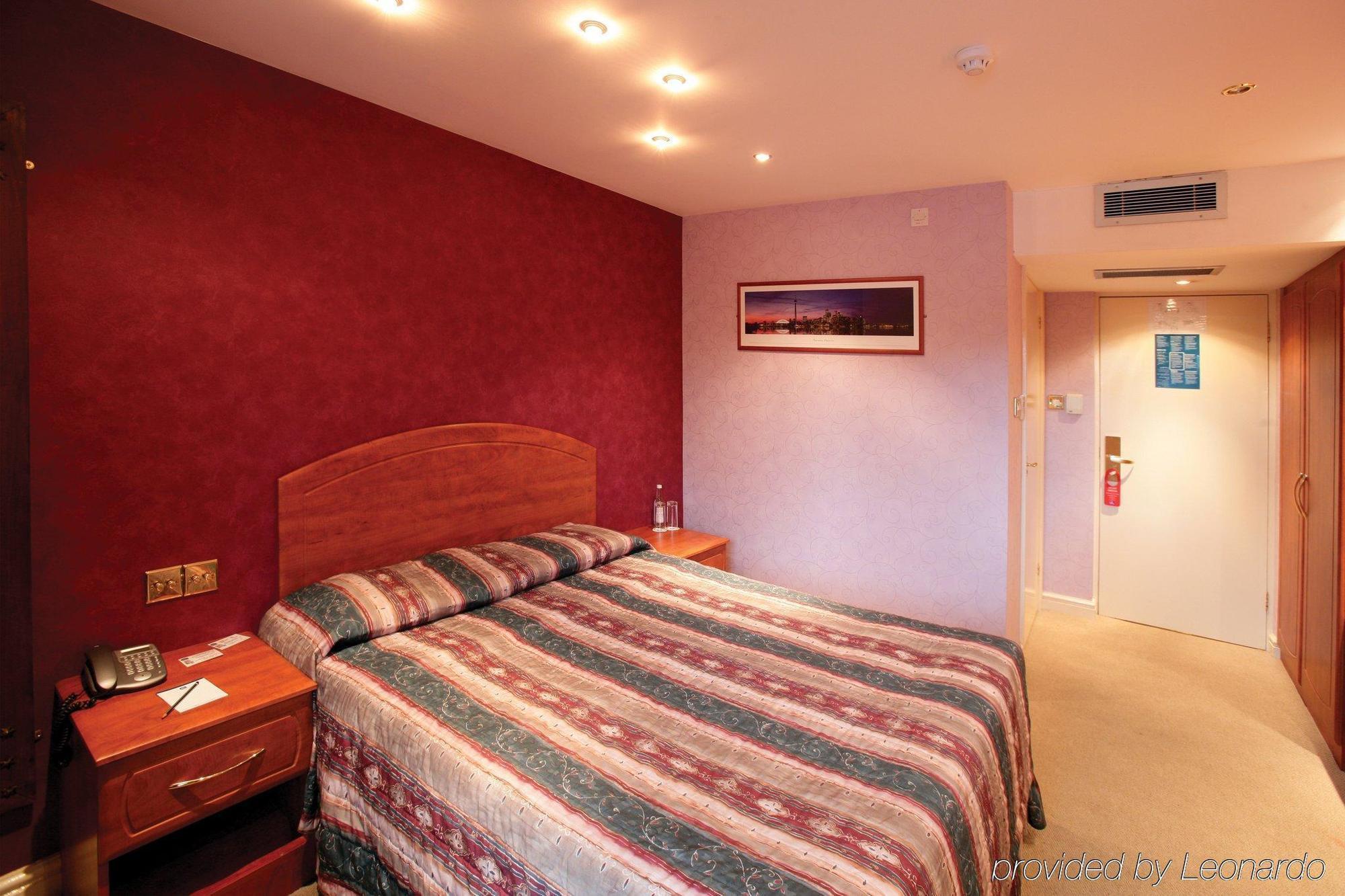 The Peacock Townhouse Hotel Kenilworth - Warwick Szoba fotó