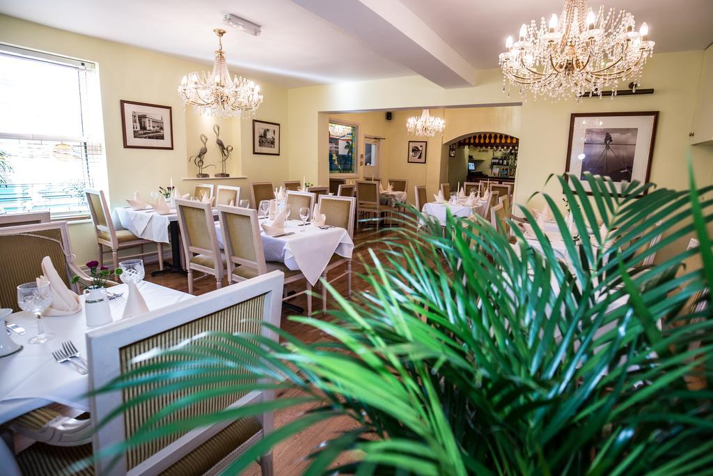 The Peacock Townhouse Hotel Kenilworth - Warwick Kültér fotó
